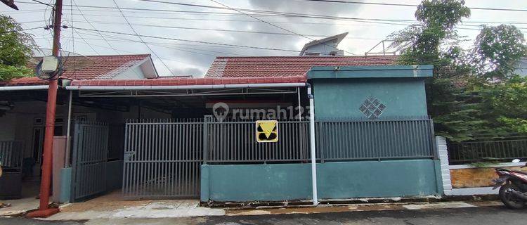 Dijual Rumah Siap Huni di Jl. Serdam, Komp. Taman Anggrek 1