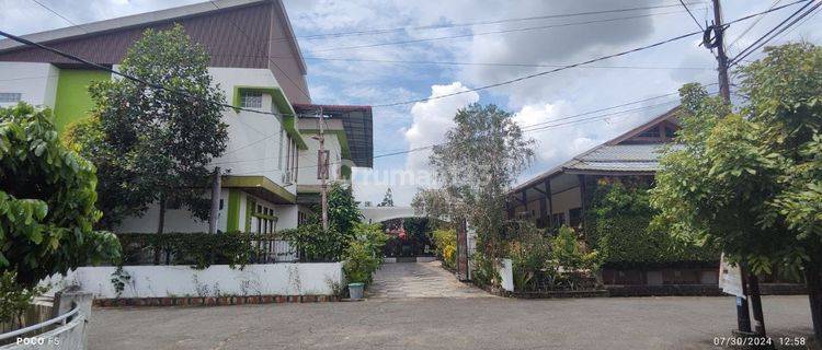 Dijual Rumah Tanah Besar di Jl. Surya, Komp. Puri Indah 1