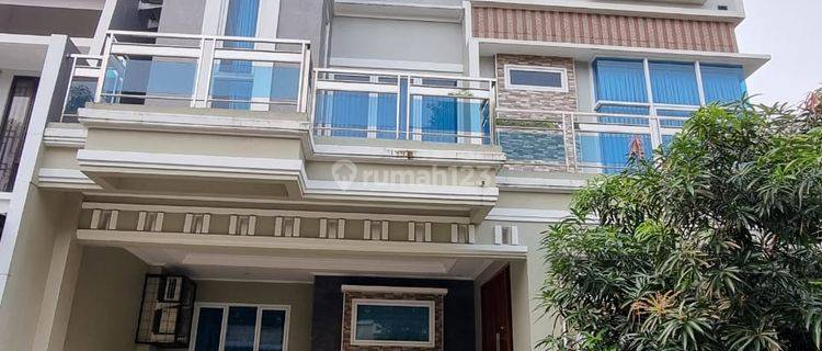 Rumah 3 Lantai Siap Huni di Graha Raya Bintaro Tangerang 1