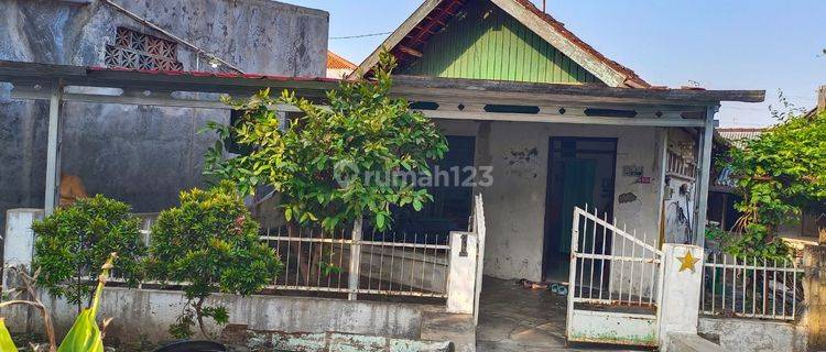 Di Jual Rumah Lama Hitung Tanah Di Pusponjolo Selatan Semarang Barat  1