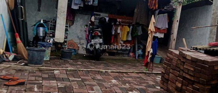 Di jual rumah di banteng jangli belakang sis  1