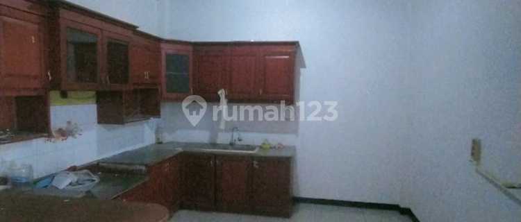 Di Sewakan Rumah Di Bukit Sari  1