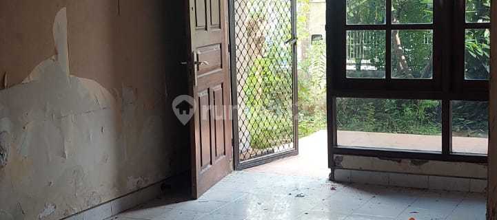 Di Jual Rumah Di Majapahit Dekat Kampus  1