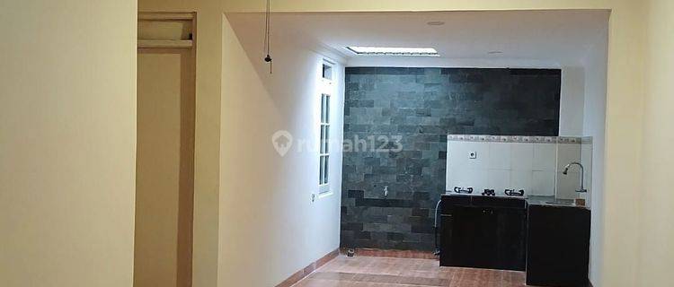 RUMAH 1 LANTAI BARU RENOVASI  DIJUAL SEGERA  1