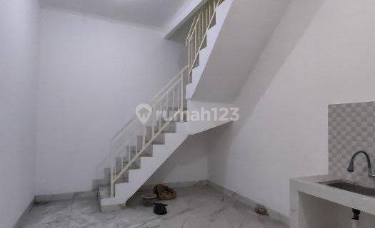 Rumah Baru Jembatan Lima 3 Lantai, Lp231191des 1