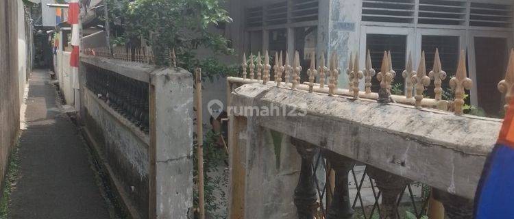 Rumah Dalam Gang Strategis Dibawah NJOP Pisangan Baru 1