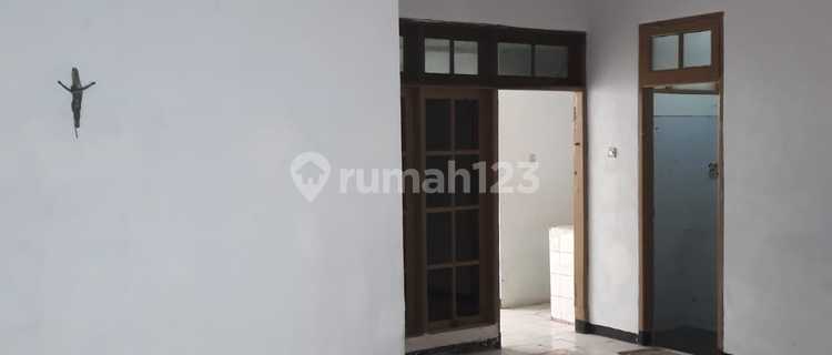 Rumah Murah Simpang Darmo Permai Selatan Dekat Pakuwon Mall 1