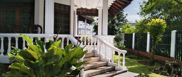 Rumah Besar Asri Dan Nyaman Di Selatan Jakarta 1