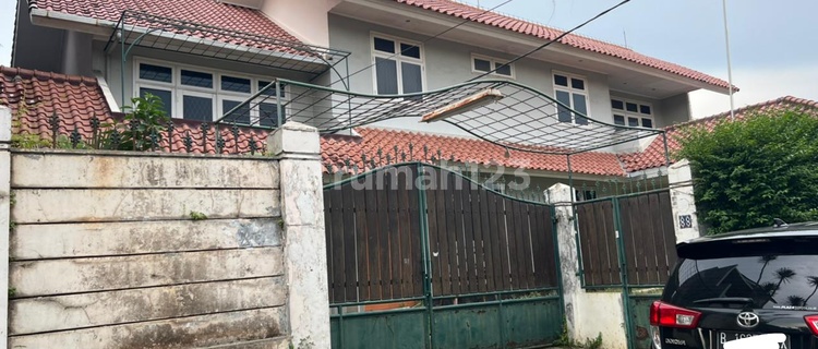 Rumah Asri, Luas Dg S.pool, Di Pertanian Lebak Bulus 1