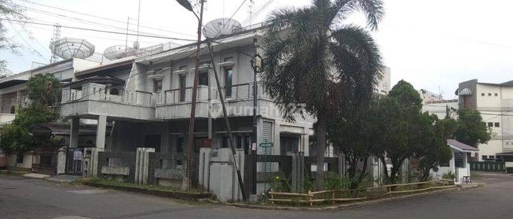 Rumah Inti Kota Komplek Elite Villa Polonia Indah, Medan Polonia 1