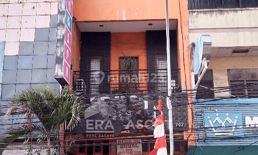 Ruko Strategis Inti Kota Jalan Zainul Arifin, Medan Polonia 1