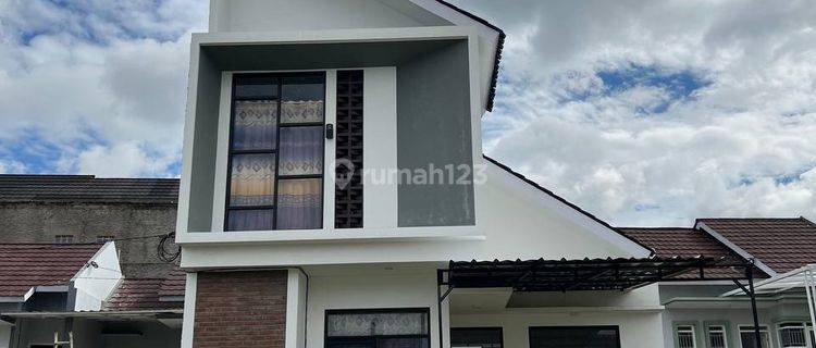 Rumah Baru Inden 2 Lantai Di Cihanjuang Bandung Kpr Syariah SHM 1