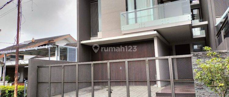 Rumah Bisa Di Sewa Kawasan Premium Sayap Sutami Setrasari Bandung 1