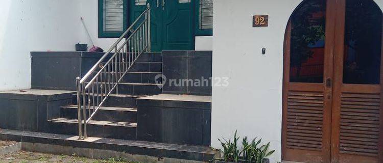 Rumah Strategis Di Bawah Njop Gegerkalong Sarijadi Kota Bandung 1