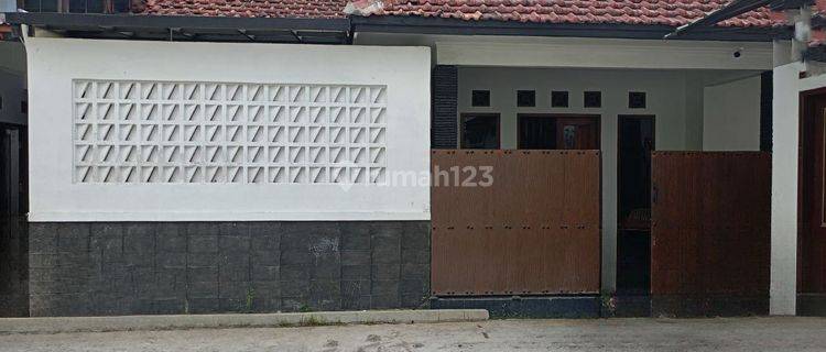 Rumah Bagus Siap Huni Dekat Jalan Raya Utama Ujung Berung Bandung 1