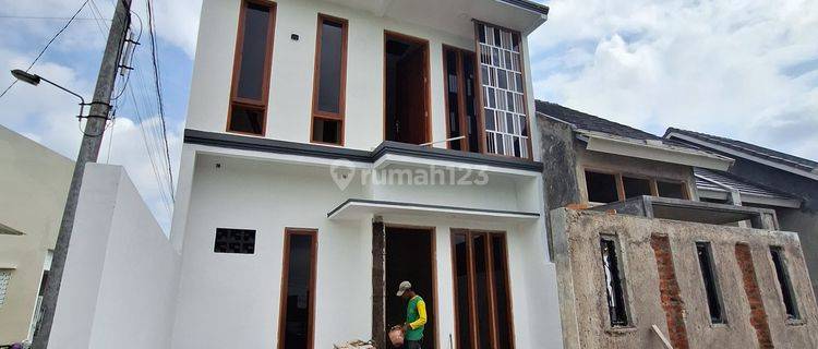 Rumah Modern 600 Jt an Colomadu Dekat Jln Raya  1