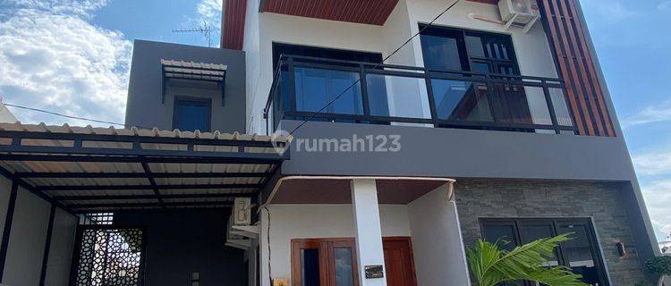 Dijual Rumah 2 Lantai Di Colomadu Dekat Enter Toll Solo 1