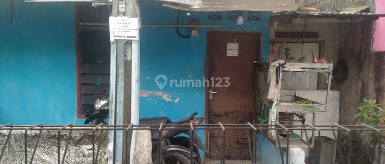 Di jual kontrakan dekat hypermat/giant BBm harga nego 1