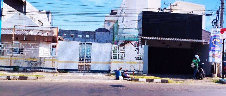 Tanah Kosong Bonus Bangunan Di Pinggir Jalan Besar Pekalongan Jawa Tengah 1