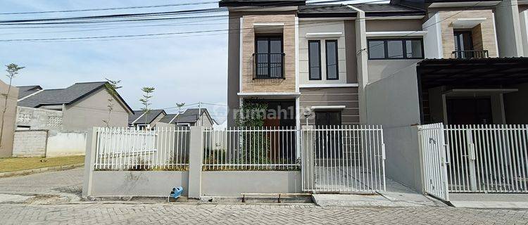 Jual Rumah Baru 2 Lantai Pojokan Alana Regency Tambak Oso 1