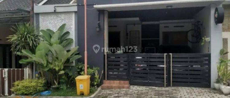 Rumah Bagus Dijual Semi Furnish di Tasikmadu Malang Gmk01626 1