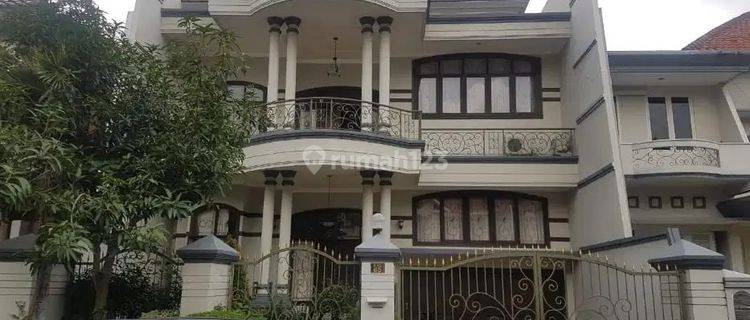 Rumah Istimewa Villa Bukit Indah Surabaya 1