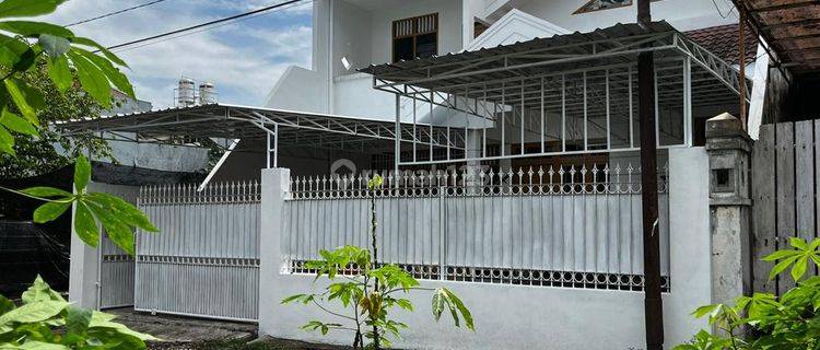 Dijual Rumah Kost Petra Siwalankerto Surabaya 1