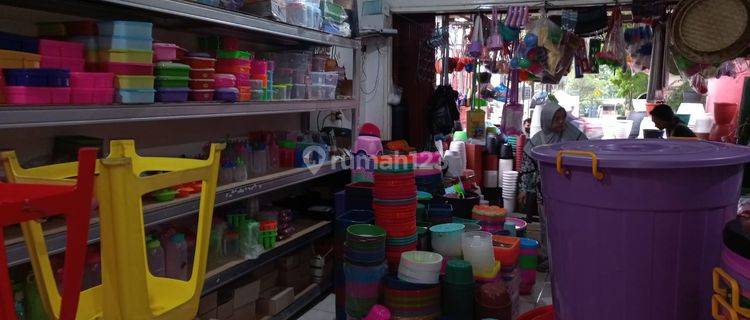 Rumah Hook, Pinggir Jalan Raya Area Pondok Labu, Super Untung Dan Strategis 1