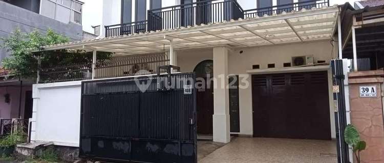 House Suitable for Living and Office in Duren Tiga Area, 750 Meters to Kalibata Main Road 1