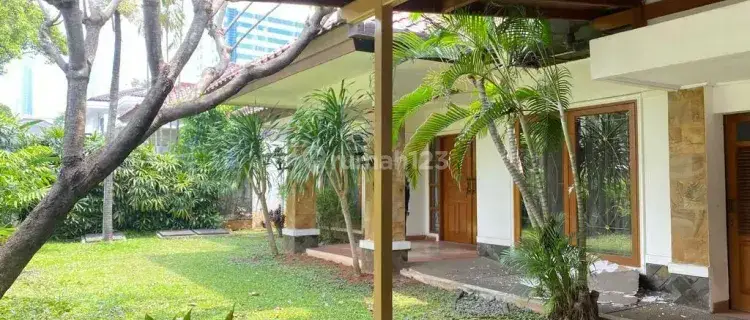 Bisa Untuk Kantor, rumah siap huni area Patra Kuningan, 250 meter ke Rasuna Said 1