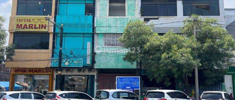 Ruko 1Man Depan Persis Alun alun Kota Pasuruan 1