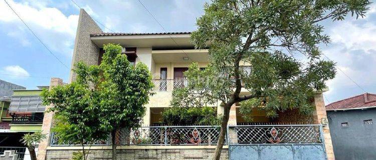 CUMA 2Man! RUMAH TROPICAL ALA VILLA DI SIDOSERMO PDK 1