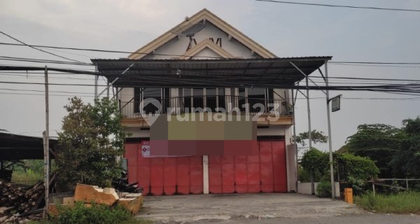 Rumah Usaha Strategis Nol Jalan Raya Bringkang, Menganti Gresik 1