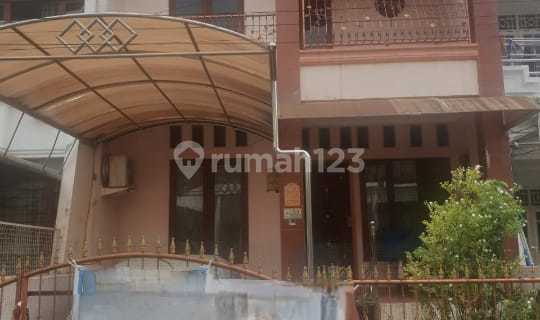 Ready-to-Occupy House in Kelapa Molek, North Jakarta 1