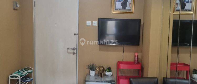 Apartemen Emerald Furnish Lantai Tinggi, Kelapa Gading 1