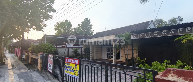 Rumah Aset Strategis 800 M2 1