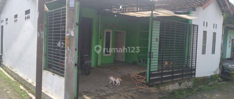 Rumah Second HOOK Perumahan Puri Tama Indah Gemuruh Padamara Purbalingga 1