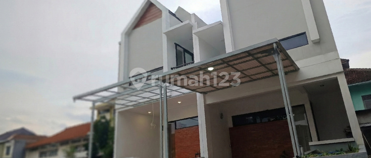 The Aurora Residence 1