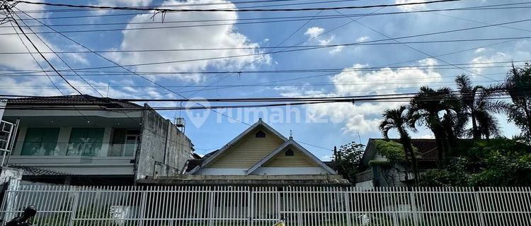 Rumah Lama Nol Jalan Jual / Sewa bisa untuk Usaha 1