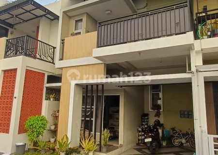 Exclusive Residence in Modern Cluster Only 5 Minutes from Artos Mall, Mertoyudan, Magelang 1