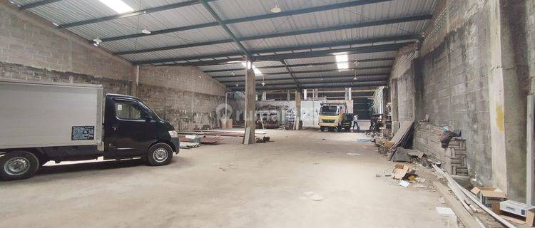 Gudang 3704 Meter Persegi Lokasi Strategis Jalan Ringroad Barat 1
