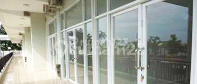 Kios Apartemen Metropark Residence Hadap Parkiran, Jakarta Barat 1