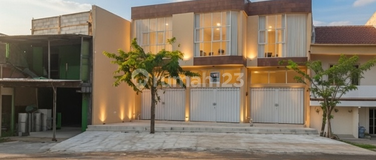 For Sale 3 Units of Shophouses on Raya By Pass Krian, Sidoarjo 1