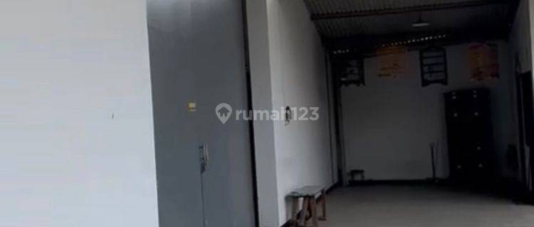 Sewa Ruang Usaha di Moh Toha Cocok Untuk Gudang Paket 1