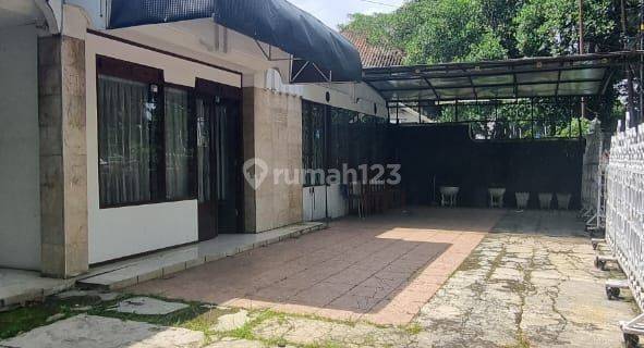 Dijual Rumah Terawat Dan Luas Siap Huni di Pusat Kota Bandung 1