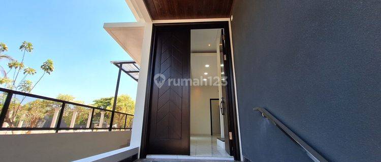 Rumah Split level 2.5 lantai Wisata bukit Mas Surabaya barat 1