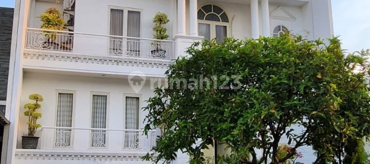 American Classic Luxury House Villa Bukit Regency, Pakuwon Indah 1