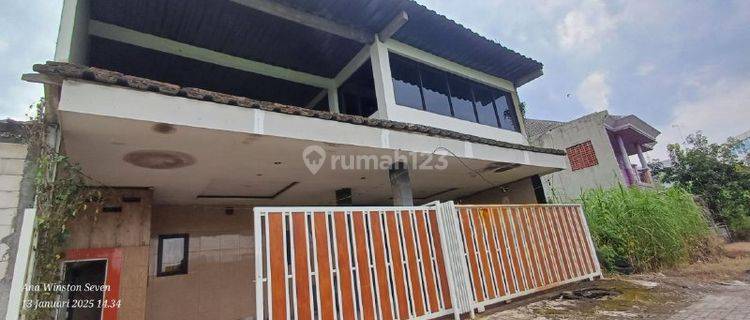 HOMESTAY 3 LANTAI TENGAH KOTA SIDOARJO, PERLU FINISHING 1