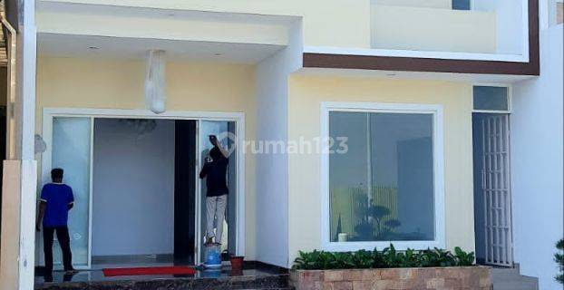 RUMAH BARU IMPERIAL BEACH PAKUWON CITY, SURABAYA TIMUR, STRATEGIS 1