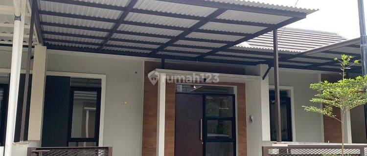 Rumah Baru Siap Huni Cluster Bloomingville Taman Kopo Indah Ii 1